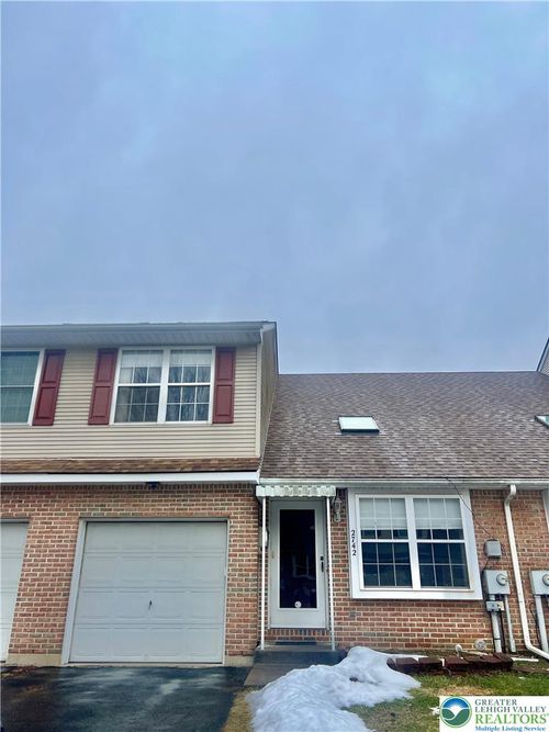 2742 Tamlynn Ln, Palmer Twp, PA, 18045-5278 | Card Image