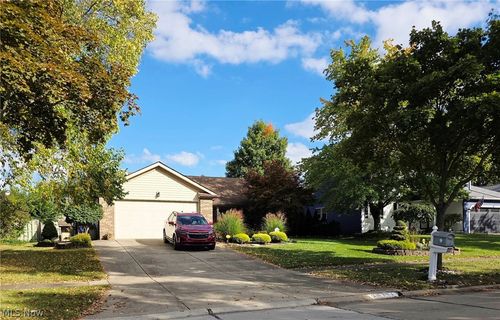9771 Tannery Way, Olmsted Falls, OH, 44138 | Card Image