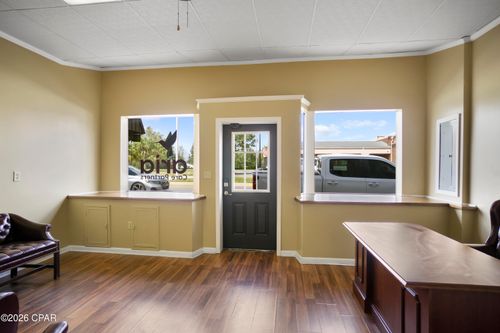 20735 Central Ave E, Blountstown, FL, 32424-2278 | Card Image