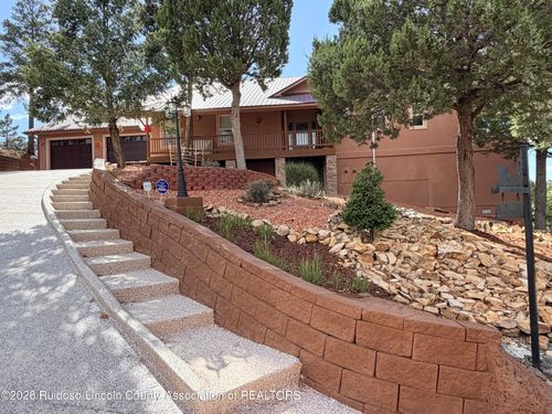 102 Wood Dr, Ruidoso, NM, 88345-9052 | Card Image