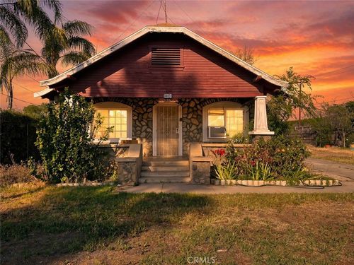 3463 Washington St, Riverside, CA, 92504-3928 | Card Image