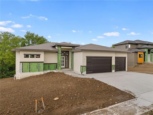 514 Turnbridge Dr, Raymore, MO, 64083 | Card Image