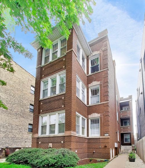 3-2215 W Foster Ave, Chicago, IL, 60625-8010 | Card Image