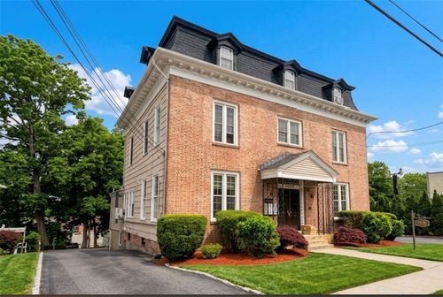 5-4646 Post Rd, East Greenwich, RI, 02818-4157 | Card Image