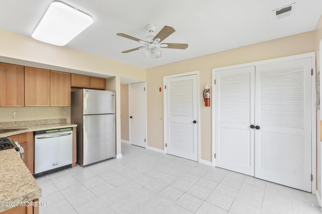 149 Sawmill Road, Condo with 2 bedrooms, 1 bathrooms and 149 parking in Brick NJ | Image 8