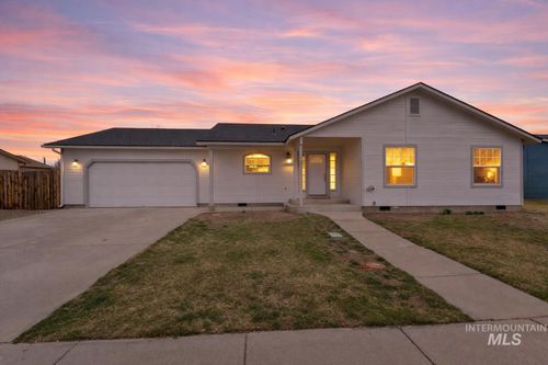 1360 Del Mar St, Mountain Home, ID, 83647-3766 | Card Image