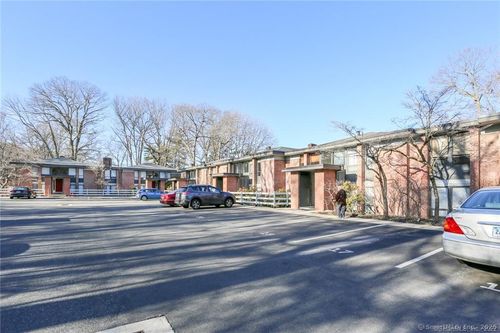 apt-46-160 Fairfield Woods Rd, Fairfield, CT, 06825-3345 | Card Image