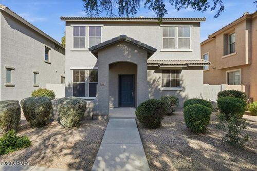 1915 E Oxford Ln, Gilbert, AZ, 85295-5036 | Card Image