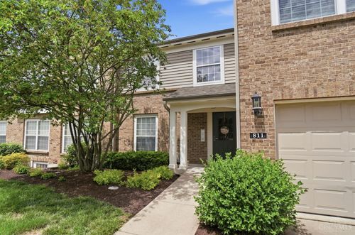 811 S Meadow Circle, Springfield Twp., OH, 45231 | Card Image