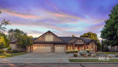 688 N Grey Pebble Way, Eagle, ID, 83616-4175 | Card Image