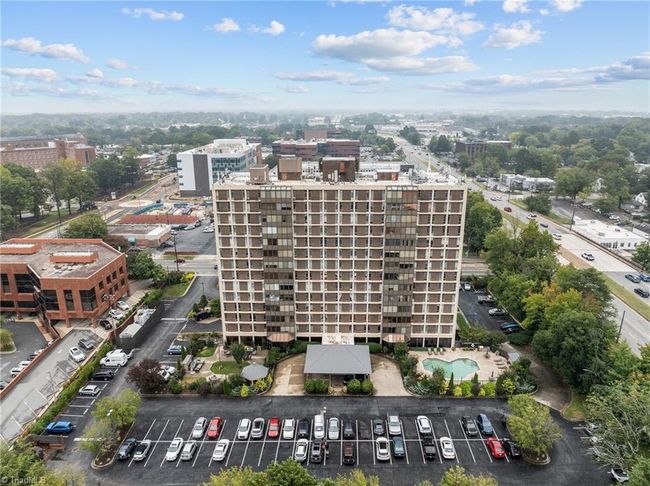 UNIT-906 - 1101 N Elm St, House other with 2 bedrooms, 2 bathrooms and null parking in Greensboro NC | Image 29