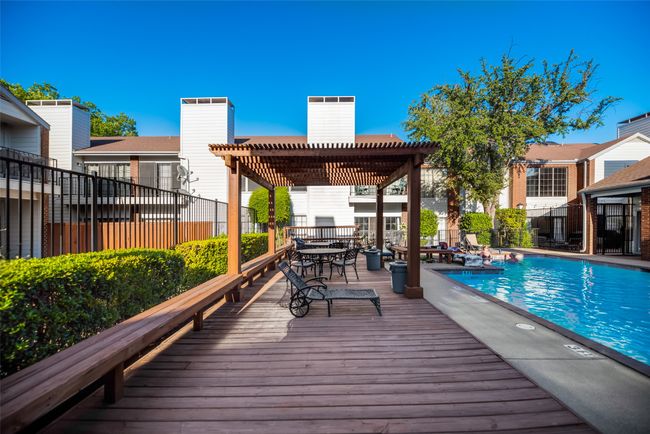 APT-255 - 5100 Verde Valley Ln, Condo with 2 bedrooms, 2 bathrooms and null parking in Dallas TX | Image 19
