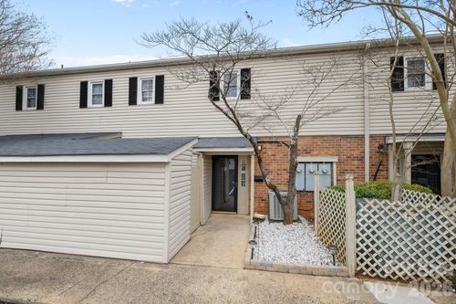 apt-b-5943 Quail Hollow Rd, Charlotte, NC, 28210-5027 | Card Image