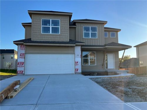 28601 W 161st Ter, Gardner, KS, 66030-4503 | Card Image