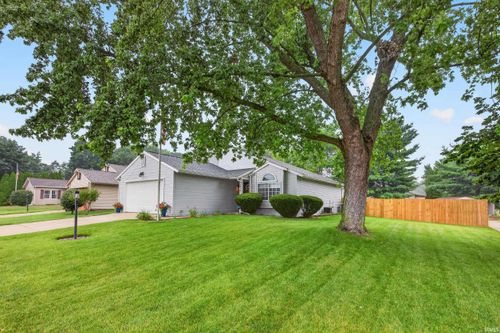 3616 Naples Ct, Elkhart, IN, 46514-9021 | Card Image