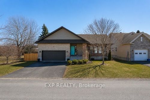 4 Provost St, Crysler, ON, K0A1R0 | Card Image