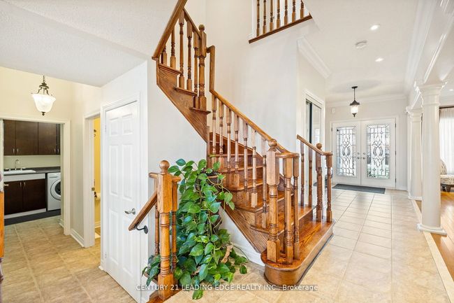 24 Lightheart Dr, House other with 4 bedrooms, 4 bathrooms and 4 parking in Caledon ON | Image 6