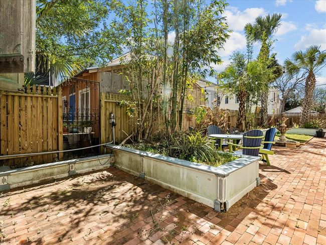 1014 20 Th St, House other with 3 bedrooms, 3 bathrooms and 2 parking in Galveston TX | Image 9