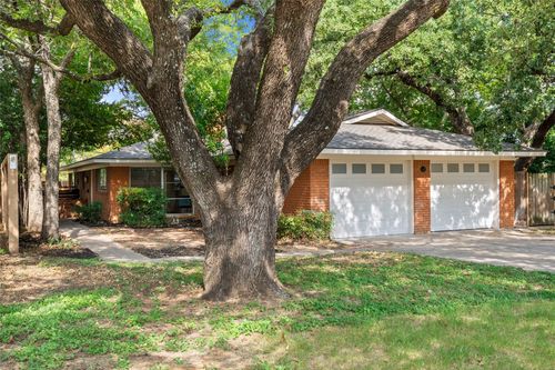 708 Hurstview Dr, Hurst, TX, 76053-5524 | Card Image