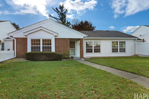 230-7216 Oxford Cir, Fox Lake, IL, 60020-1020 | Card Image