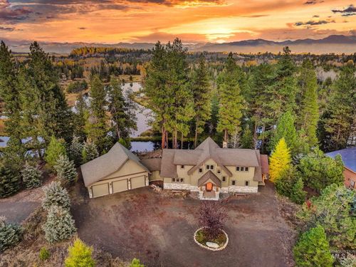 8 Bitterroot Ct, McCall, ID, 83638-5051 | Card Image