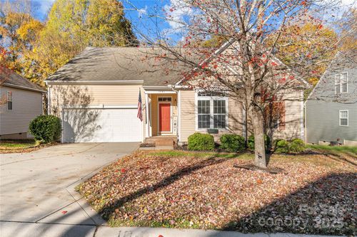 1041 Pepperwood Pl, Lake Wylie, SC, 29710-8832 | Card Image