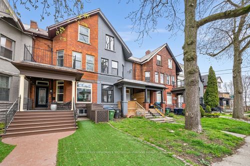 13 Spencer Ave, Toronto, ON, M6K2J4 | Card Image