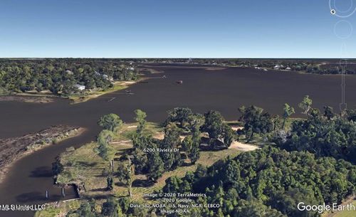 6200 Riviera Dr, Biloxi, MS, 39532-9768 | Card Image