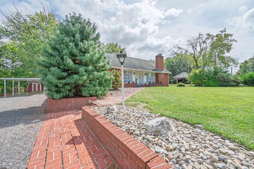 135 S Spring Rd, Vineland, NJ, 08361-7806 | Card Image