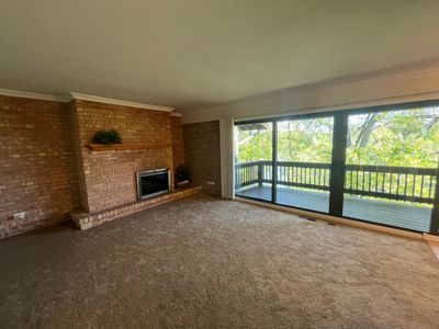 3E - 5517 Lakeside Drive, Condo with 1 bedrooms, 1 bathrooms and 2 parking in Lisle IL | Image 3