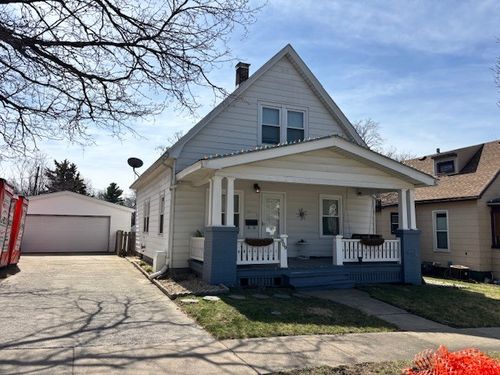 809 E Miller St, Bloomington, IL, 61701-6845 | Card Image