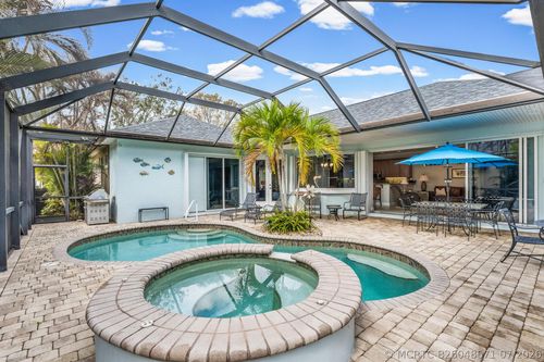224 Oak Hammock Cir Sw, Vero Beach, FL, 32962-8200 | Card Image