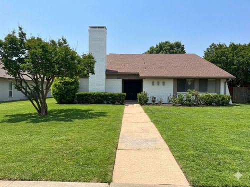 1802 Auburn Dr, Richardson, TX, 75081-3122 | Card Image