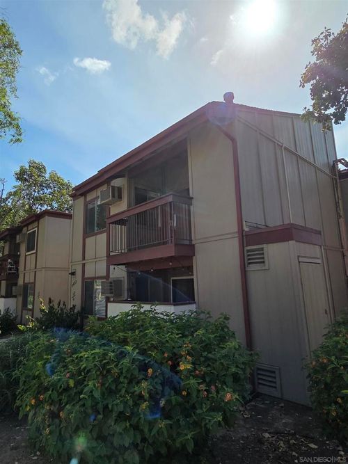 12-5432 Adobe Falls Rd, San Diego, CA, 92120 | Card Image