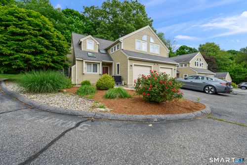 131-131 Courtyard Ln, Storrs Mansfield, CT, 06268-2286 | Card Image