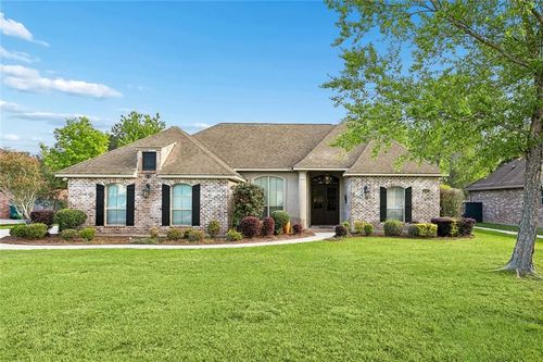412 Place Saint Calais, Covington, LA, 70433-8142 | Card Image