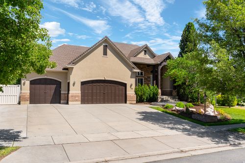 186 Mountain Vistas Rd, Kaysville, UT, 84037-9739 | Card Image