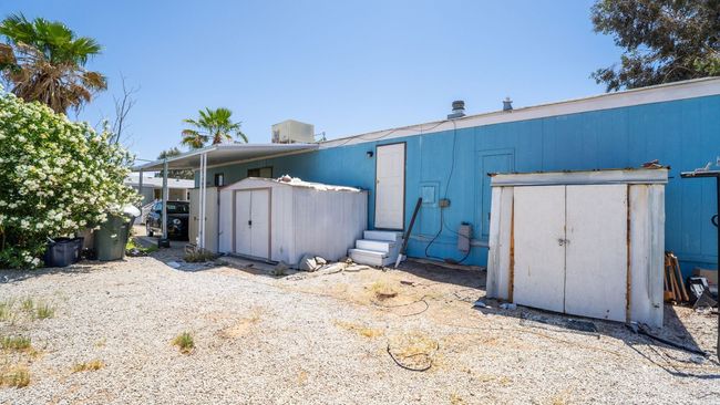 Right Side Yard | Image 18