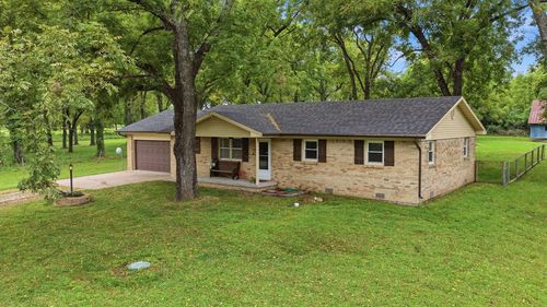1031 N Lemmon Ave, Bolivar, MO, 65613-8208 | Card Image