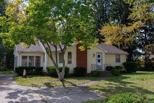 16988 New Rd, Bremen, IN, 46506-8931 | Card Image