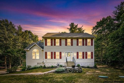 165 Governors Rd, Pittsfield, NH, 03263-3820 | Card Image