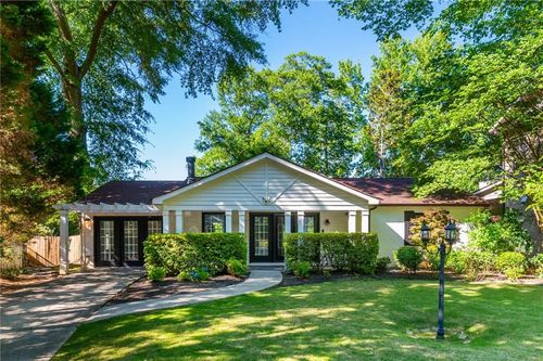 1781 Warren Ct Nw, Atlanta, GA, 30318-1457 | Card Image