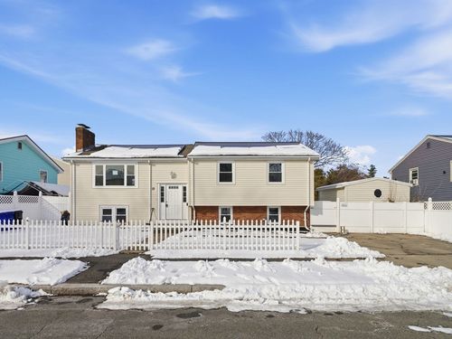 12 Holloway St, Malden, MA, 02148-5904 | Card Image
