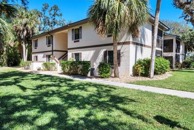 H204 - 19505 Quesada Avenue, Condo with 3 bedrooms, 2 bathrooms and null parking in Port Charlotte FL | Image 3