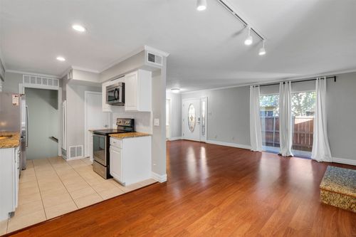 c-2614 Custer Pkwy, Richardson, TX, 75080-1613 | Card Image