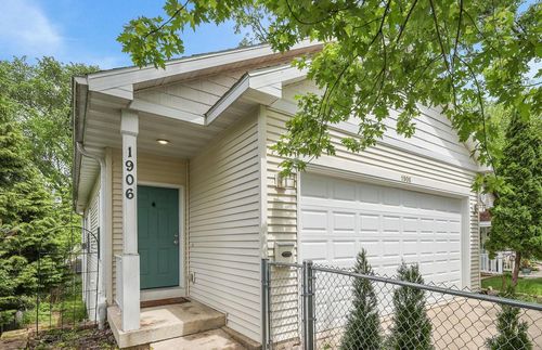 1906 Northwestern Ave, Madison, WI, 53704-4020 | Card Image