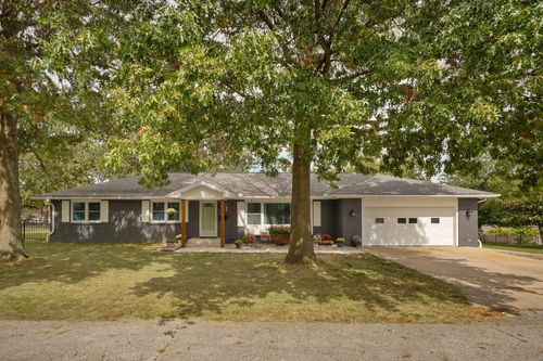 530 Oak Ln, Mount Vernon, MO, 65712-1218 | Card Image