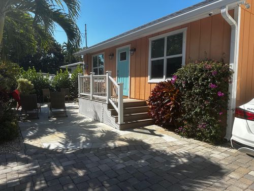b-323 Ne 7th Ave, Delray Beach, FL, 33483-5555 | Card Image