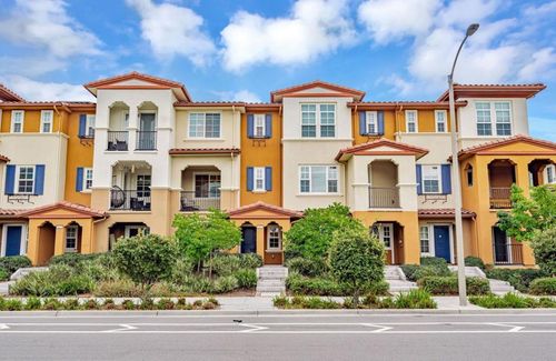 105 Gaia Ter, Sunnyvale, CA, 94089-1037 | Card Image