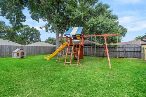 2016 Briar Ln, Richmond, TX, 77469-5104 | Card Image